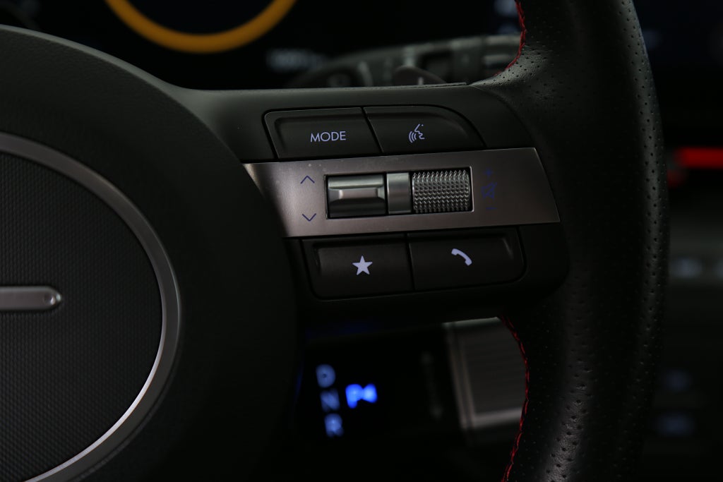 Hyundai Kona Hybrid N-Line | 360kamera | Moms 2025