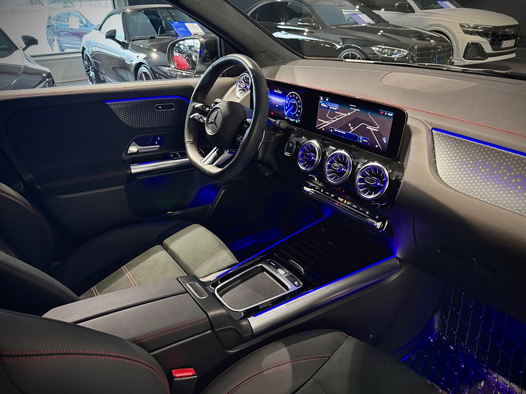 Mercedes-Benz EQA 300 4MATIC AMG Advanced Vinterpaket - bild 4