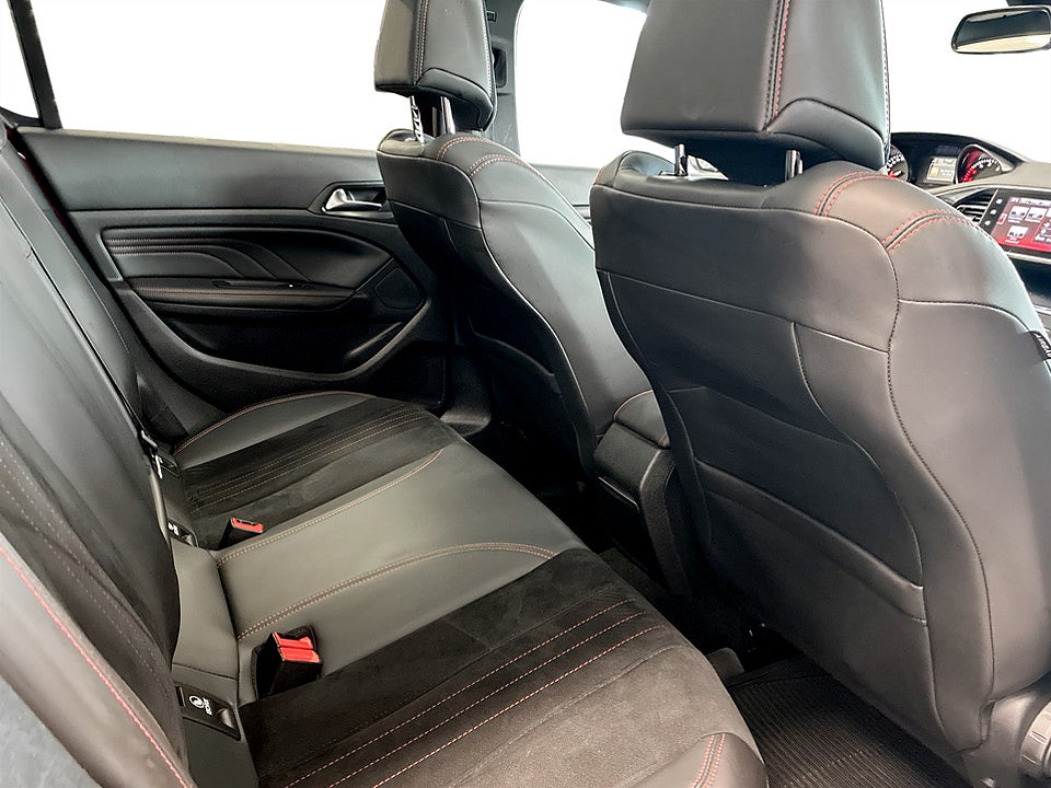 Bild på Peugeot 308 GT 5D 2.0 BHDi 180hk Aut NAVI