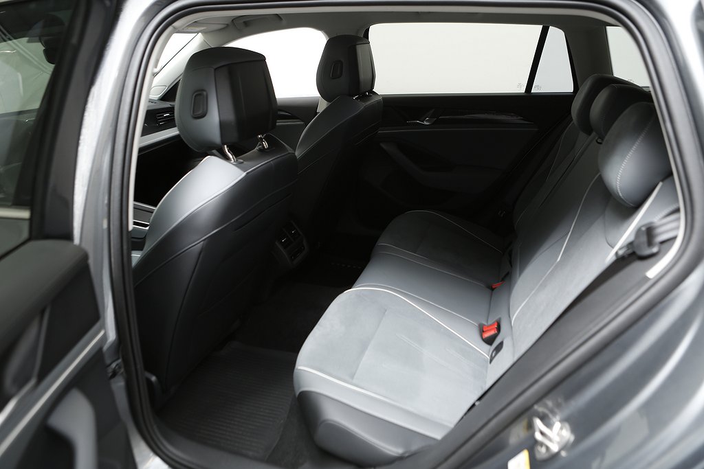 Volkswagen Passat Sportscombi 1,5 eTSI Business Värmare Drag 2025
