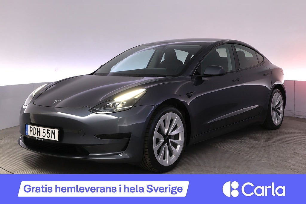 Tesla Model 3 Standard Range Refresh Autopilot 19" Panorama