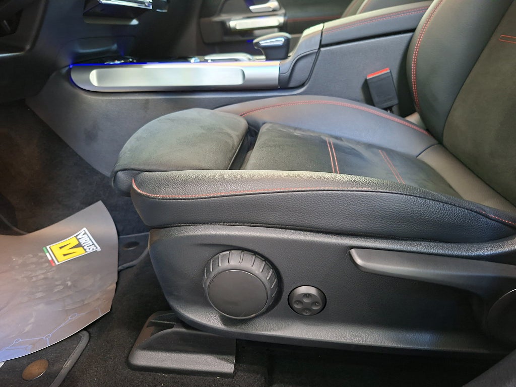 Mercedes-Benz EQB300 2024 - miniatyr 17