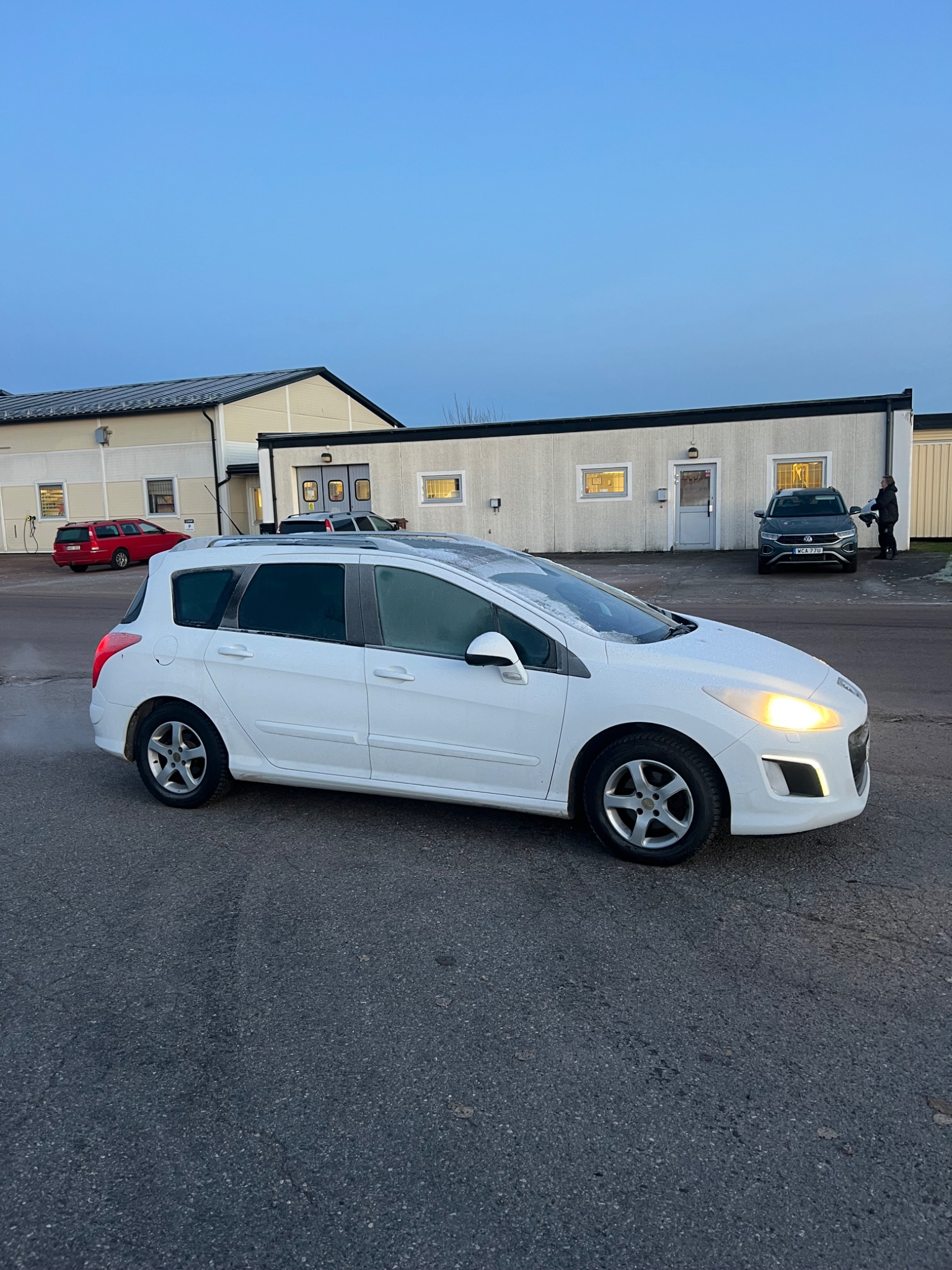 Peugeot 308 2011, bild 2/39