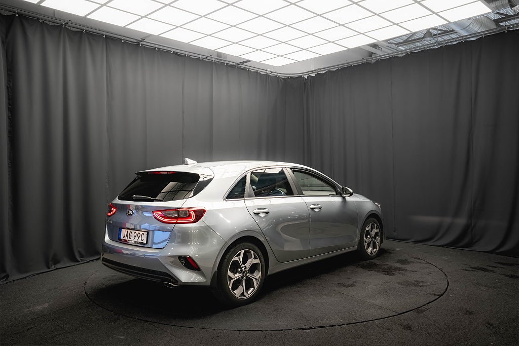 Kia Ceed 1.5 T-GDI Advance Plus KAMERA ADAPTIV-FART 1-ÄGARE