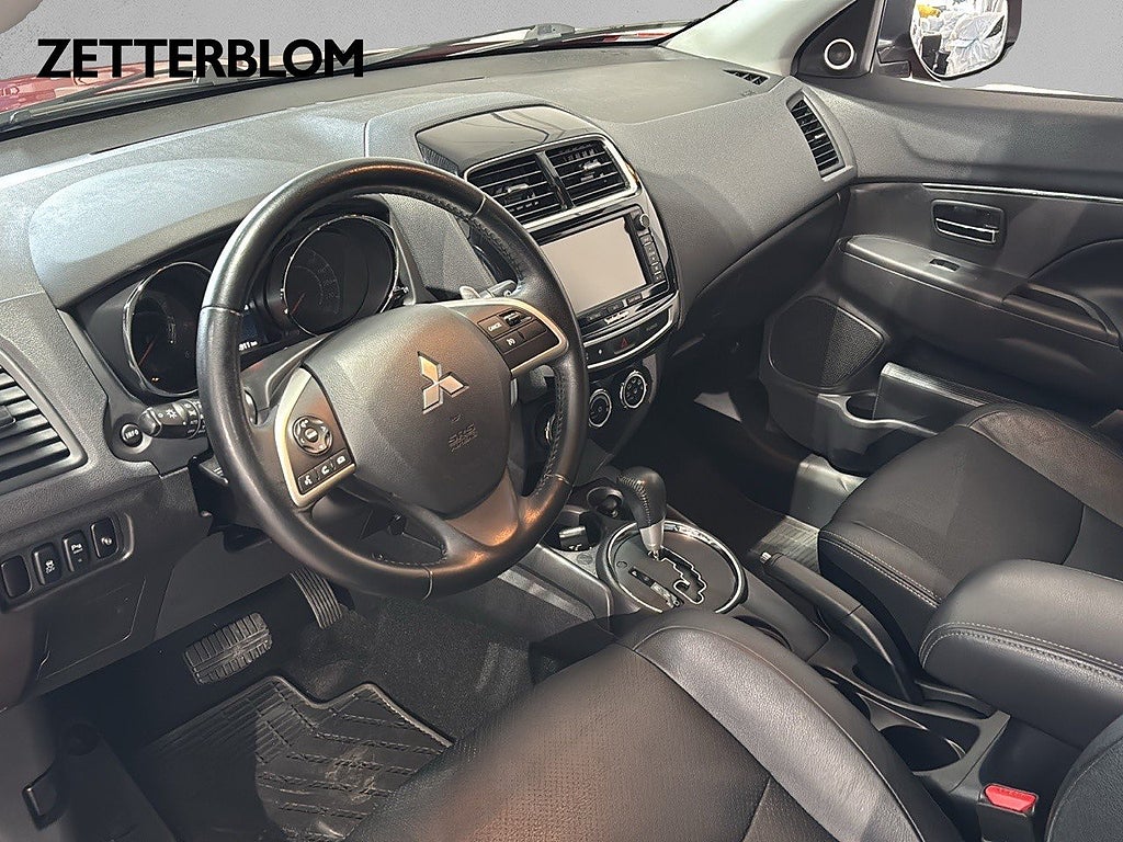 SUV Mitsubishi ASX 8 av 25