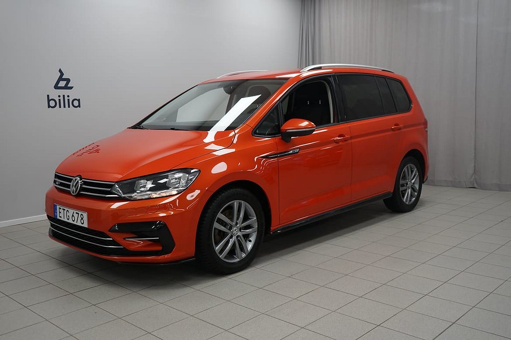 Volkswagen Touran TSI 150 R-line | 7-sits | Värmare | Dragkrok