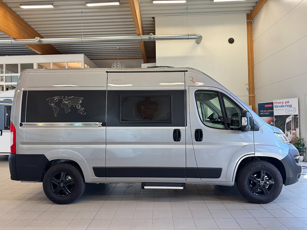 Robeta Ares 165HK! Soffa i bak & nedsänkbar dubbelbädd! 5,4m! Stort gar