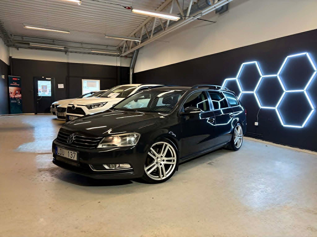 Volkswagen Passat Variant 1.6 TDI DPF BMT Nybes DRAGKROK