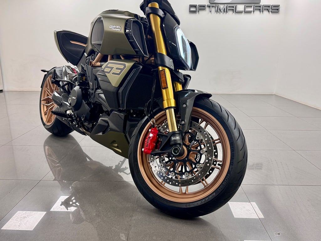 Ducati Diavel 1260 Lamborghini Limited 1/630 2021 - miniatyr 2