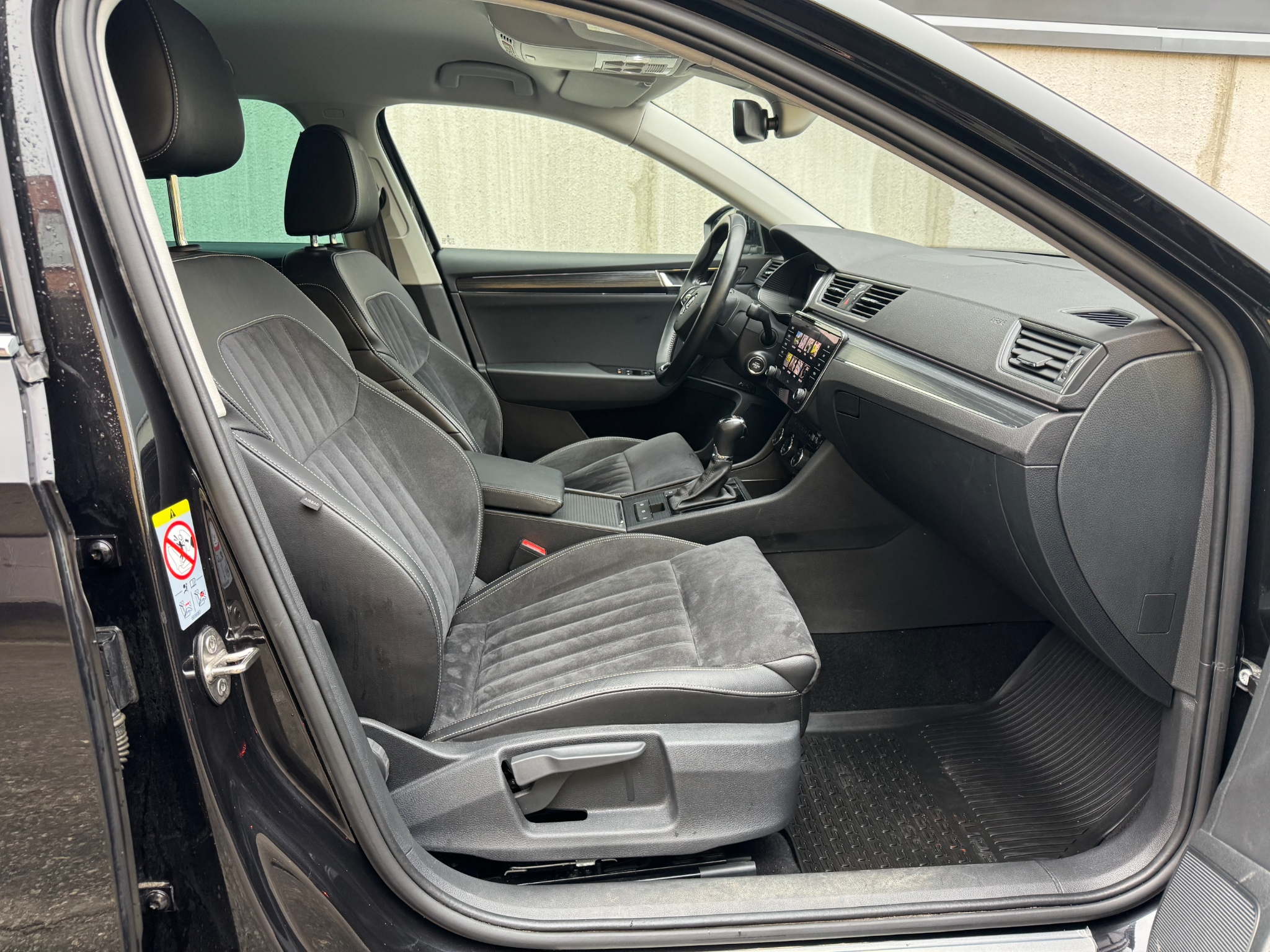 Skoda Superb 2021, kuva 5/44