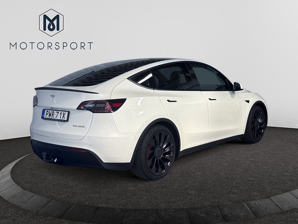 Tesla Model Y Performance 534 hk Adaptiv Farth 21" Panorama Helskinn bild 7