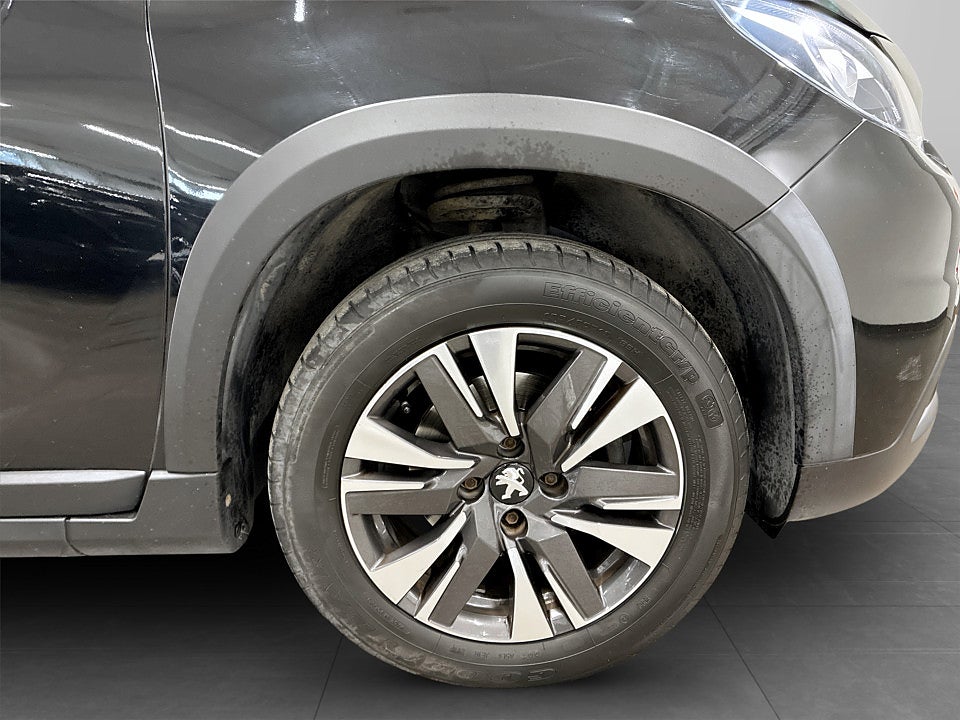 Bild på Peugeot 2008 Allure 1.2 PT 110hk Aut PANO B-KAMERA