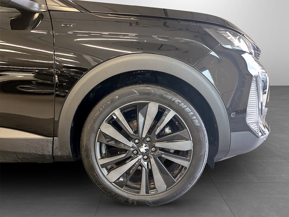 Bild på Peugeot 5008 GT 1.2 PT 130hk Aut 7-SITS B-KAMERA CARPLAY