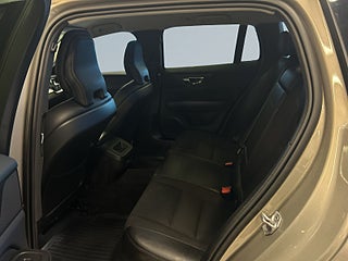 Volvo V60 B4 Advanced SE SoV-däck/HK-Ljud/Kamera/Elstol/Psens – bild 13