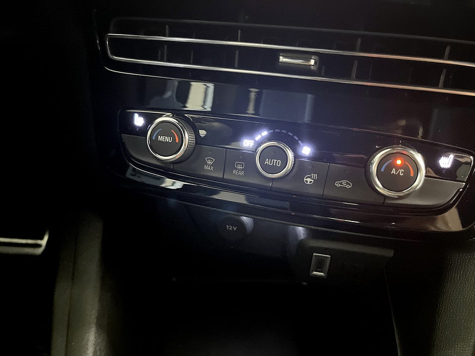 Bild på Opel Mokka GS Hybrid 1.2 Turbo 145hk Aut B-KAMERA CARPLAY