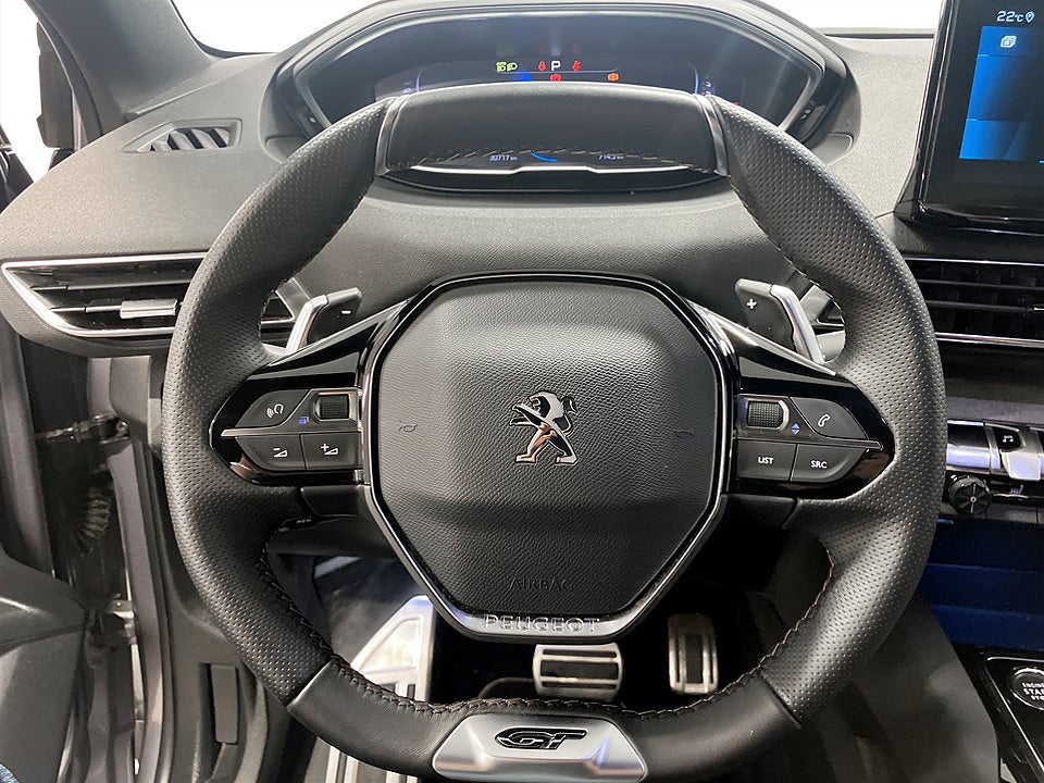 Bild på Peugeot 3008 GT 1.2 PT 130hk Aut B-KAMERA CARPLAY