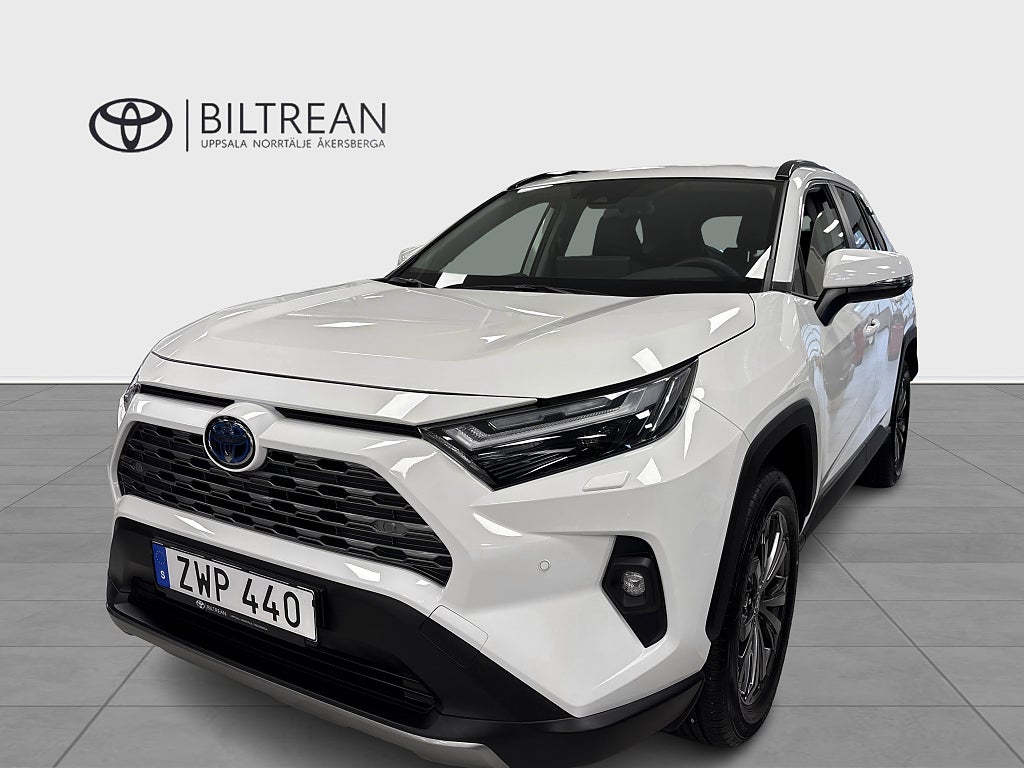 Toyota RAV4 Hybrid AWD-i E-CVT EXECUTIVE V-HJUL ingår!