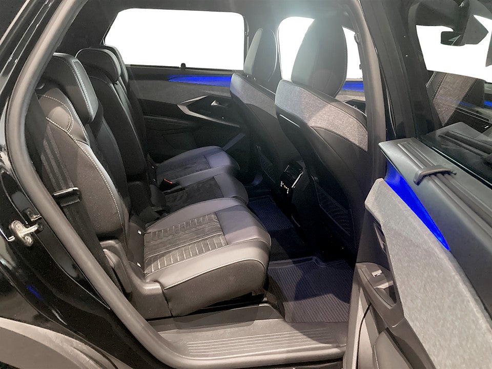 Bild på Peugeot 5008 GT Ultimate 1.2 PT 145hk Aut B-KAMERA MASSAGE ELSTOL