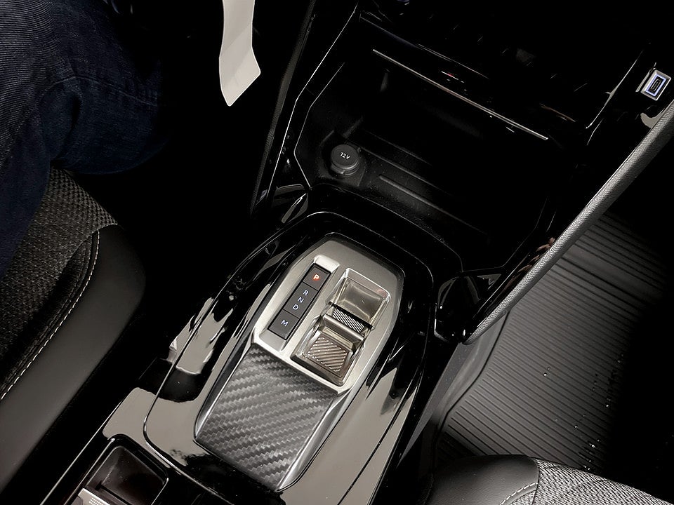 Bild på Peugeot 2008 GT 1.2 PT 130hk Aut B-KAMERA CARPLAY