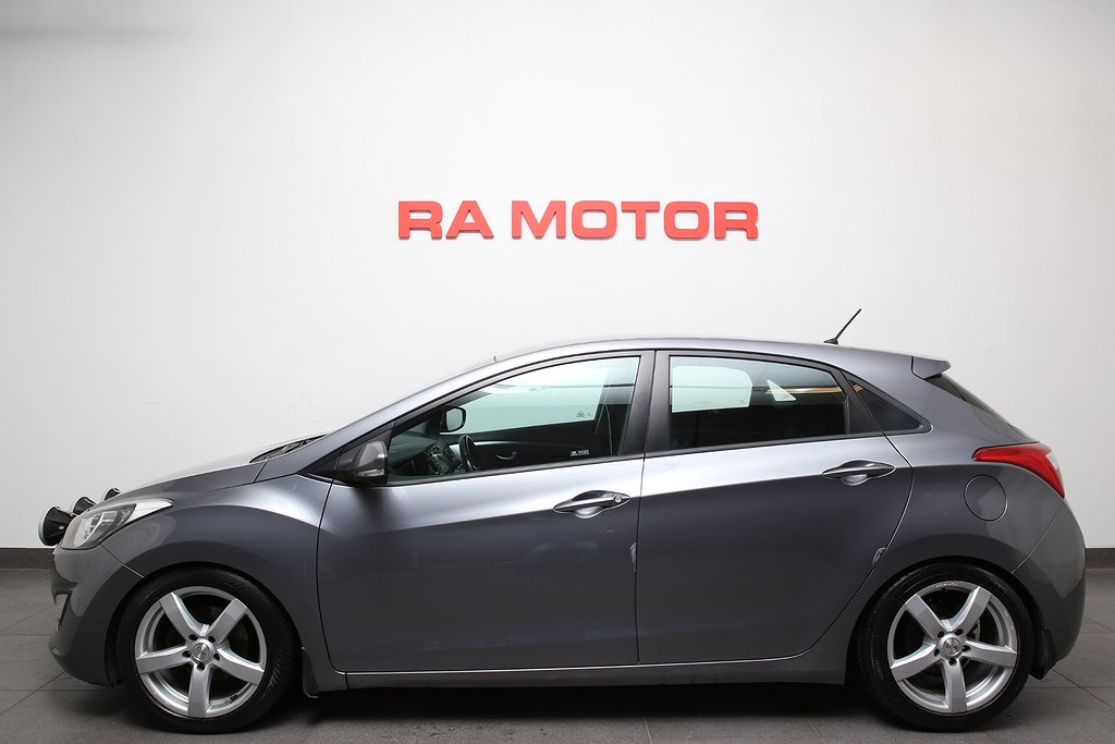 Hyundai i30 1,6 CRDi 110hk ECO Business 5D Extraljus 2014