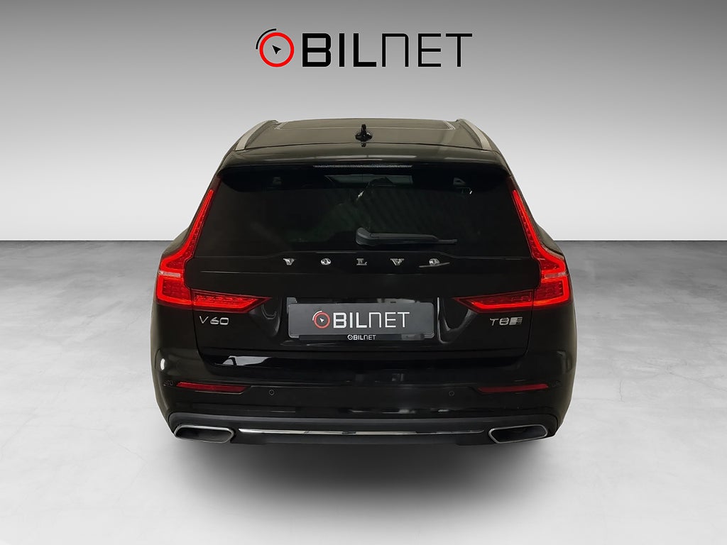 Volvo V60 Recharge T8 AWD *3,99%* Plug-In Pano Navi Kamera VOC