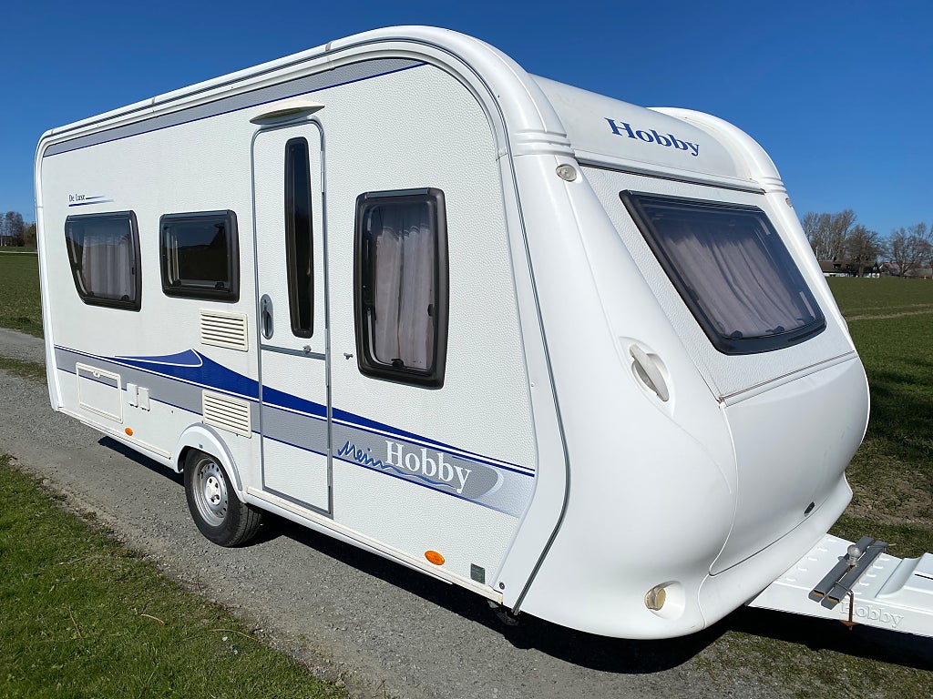 Hobby 460 LU De Luxe Långbäddar/ 1250kg