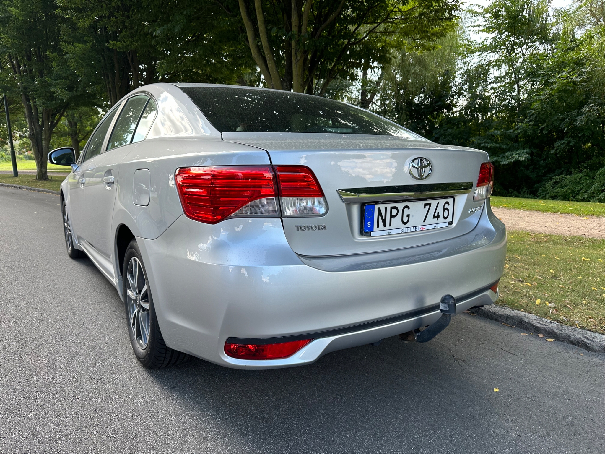 Toyota Avensis 2013, bild 3/51