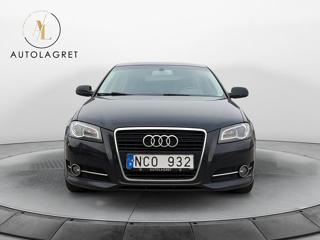Audi A3 2013 - miniatyr 2