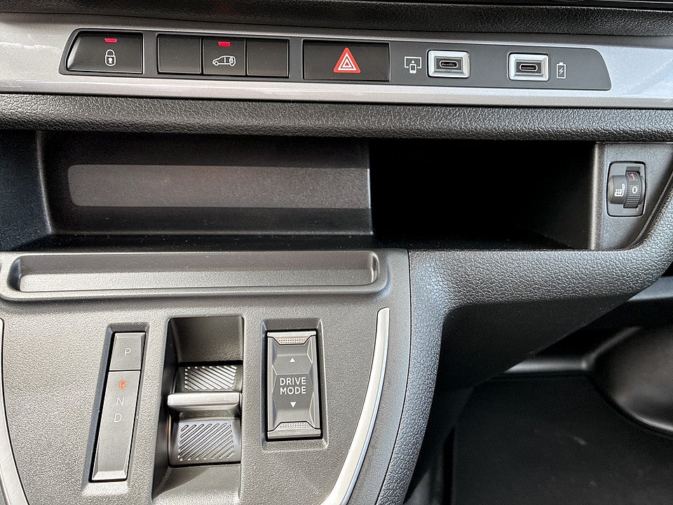 Bild på Peugeot e-Expert L2 - DEMO
