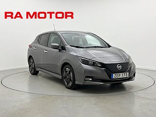 Halvkombi Nissan Leaf 1 av 22