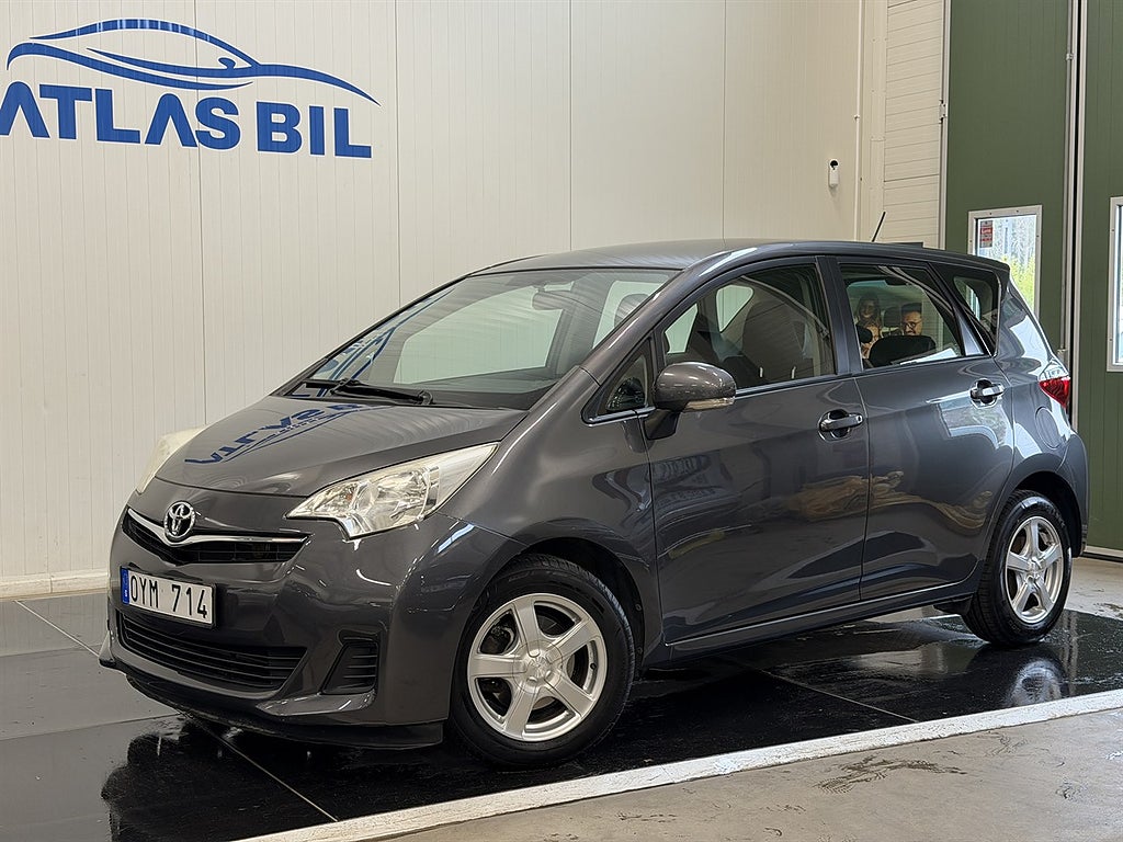Toyota Verso-S 1.33 Dual VVT-i Multidrive S 99hk Ny servad