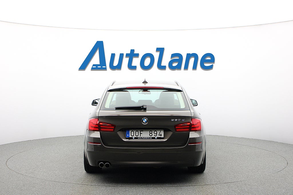 BMW 530D Touring Navi, Värmare, Skinn, Minne, Dragkrok 258hk