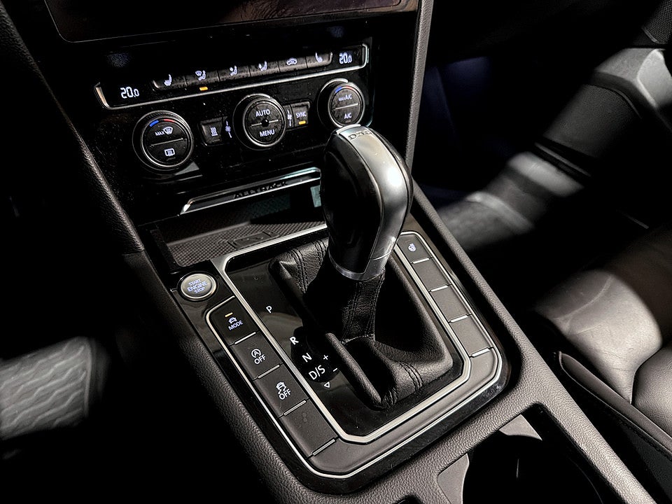 Bild på Volkswagen Passat Alltrack 2.0 TDI 4Motion 240hk Aut AWD - B-KAMERA,DRAG,ELSTOL