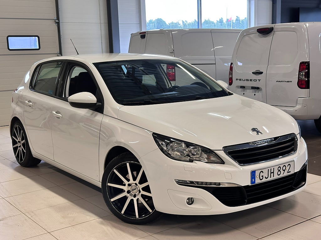 Peugeot 308 Active 1.6 BlueHDi 120hk  thumbnail