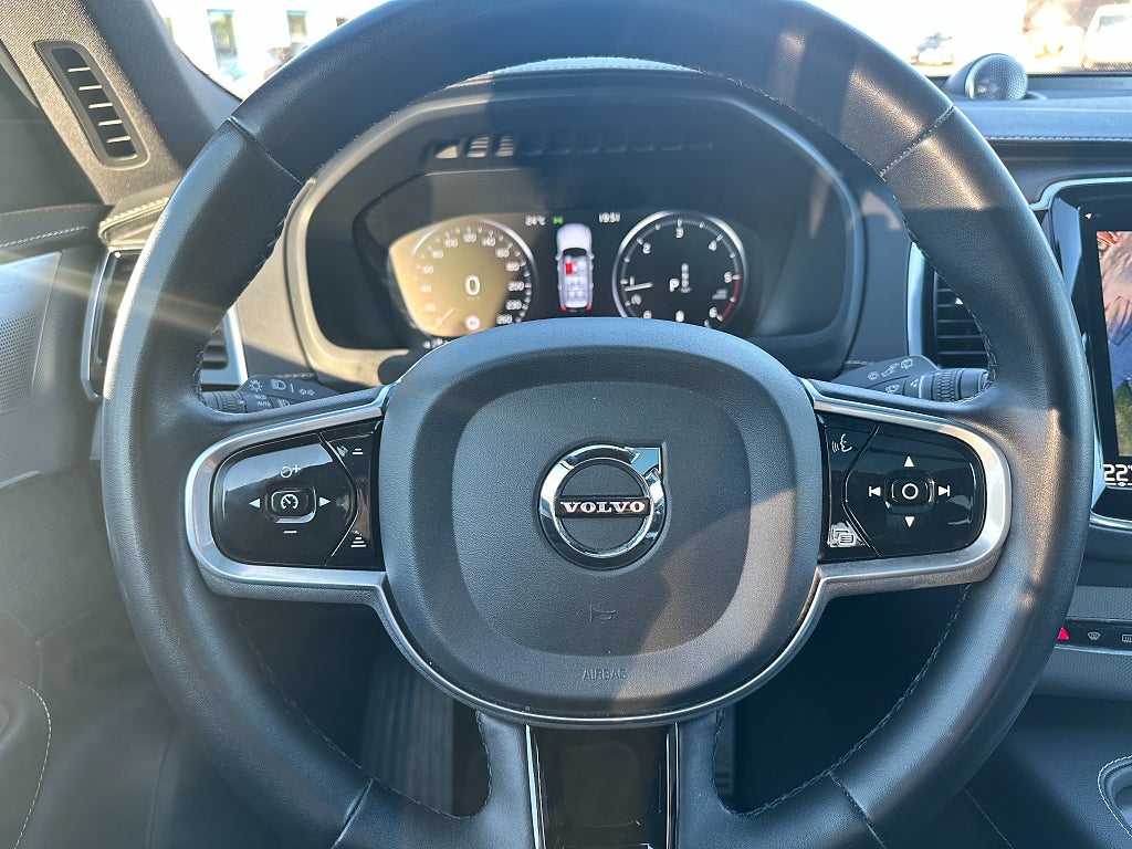 Volvo XC90 B5 AWD R-Design Pro Edition / 7sits
