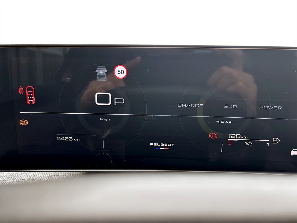 Bild på Peugeot 5008 GT Hybrid 145hk Aut 7-SITS B-KAMERA NAVI