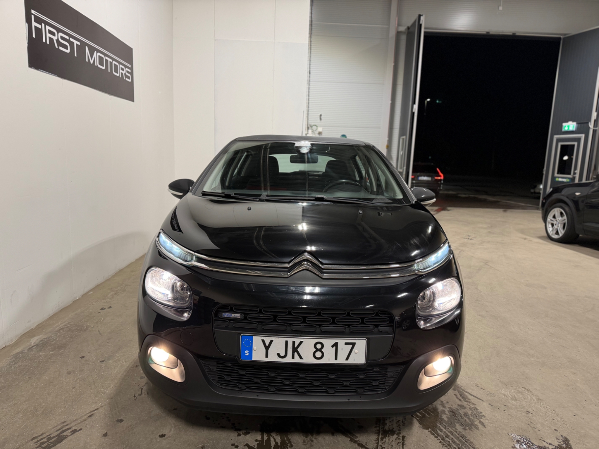 Citroen C3 1.2 PureTech 2016, photo 3/52