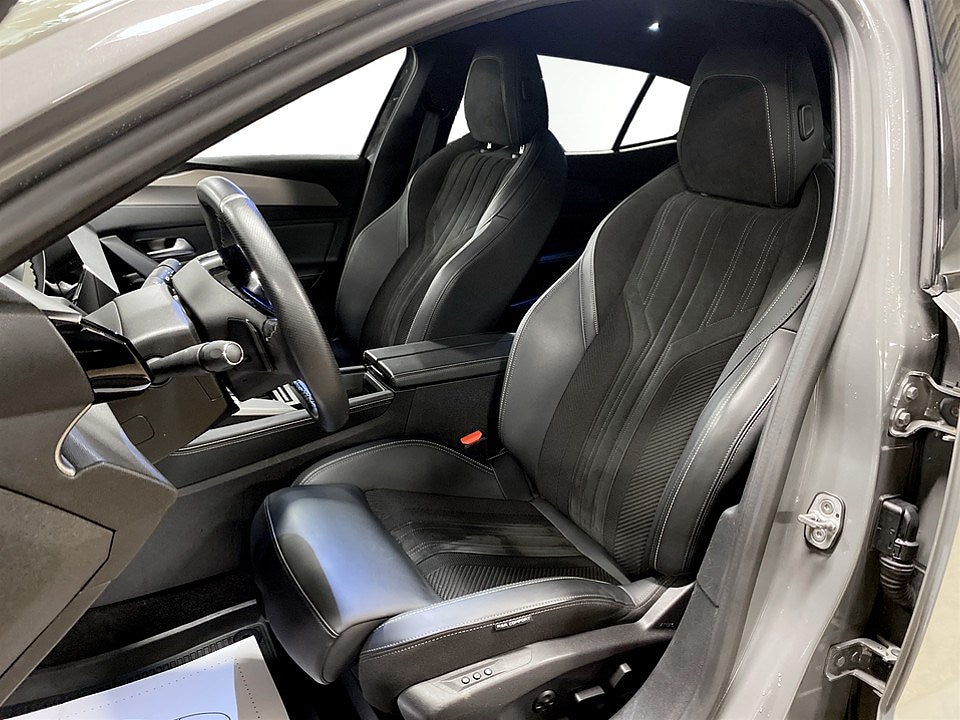 Bild på Peugeot 408 GT 1.2 PT 130hk Aut - B-KAMERA, ELSTOL