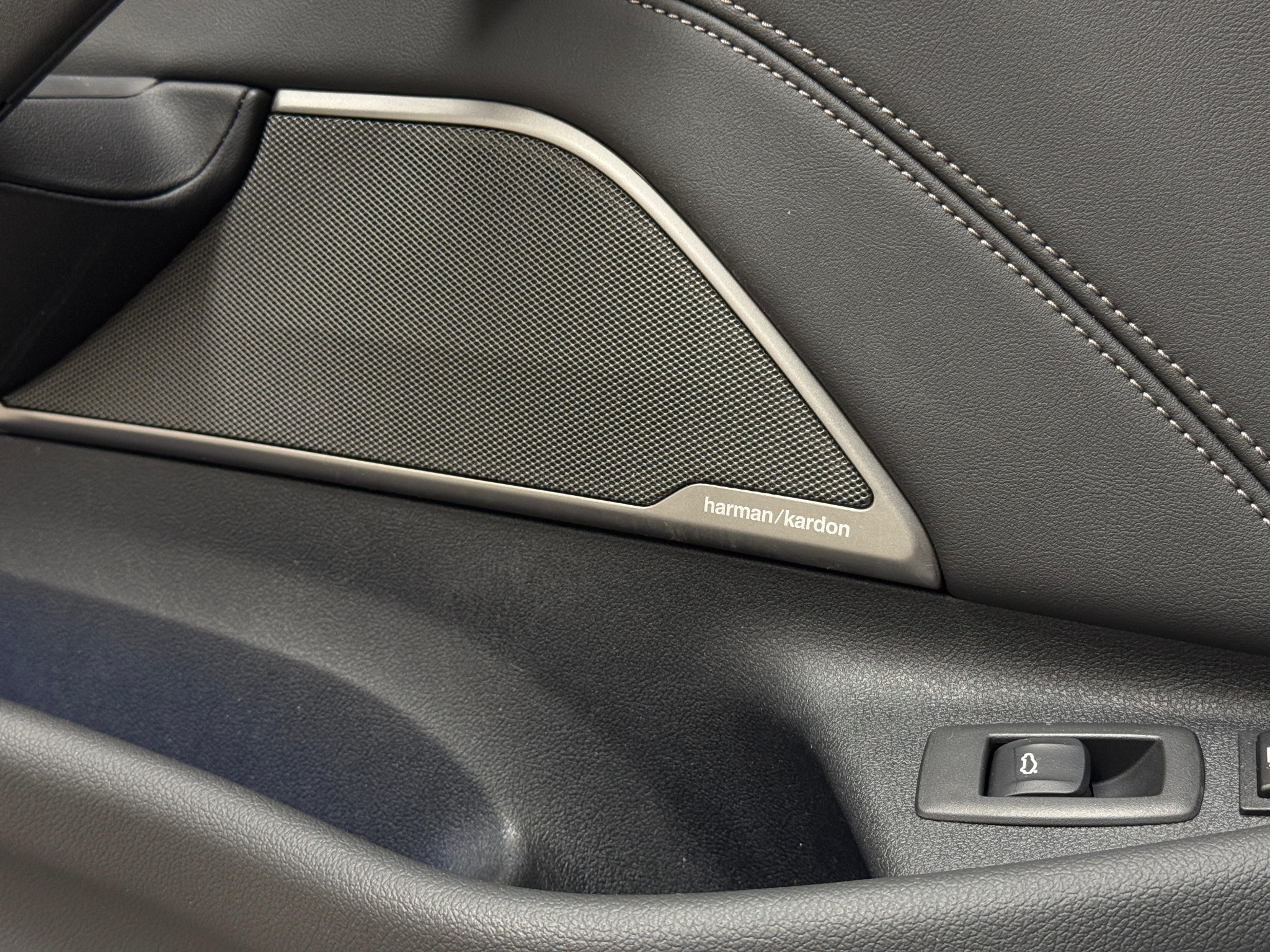 BMW 530e xDrive Touring 292hk M Sport|Drag|Komfortstolar 2023 - miniatyr 50