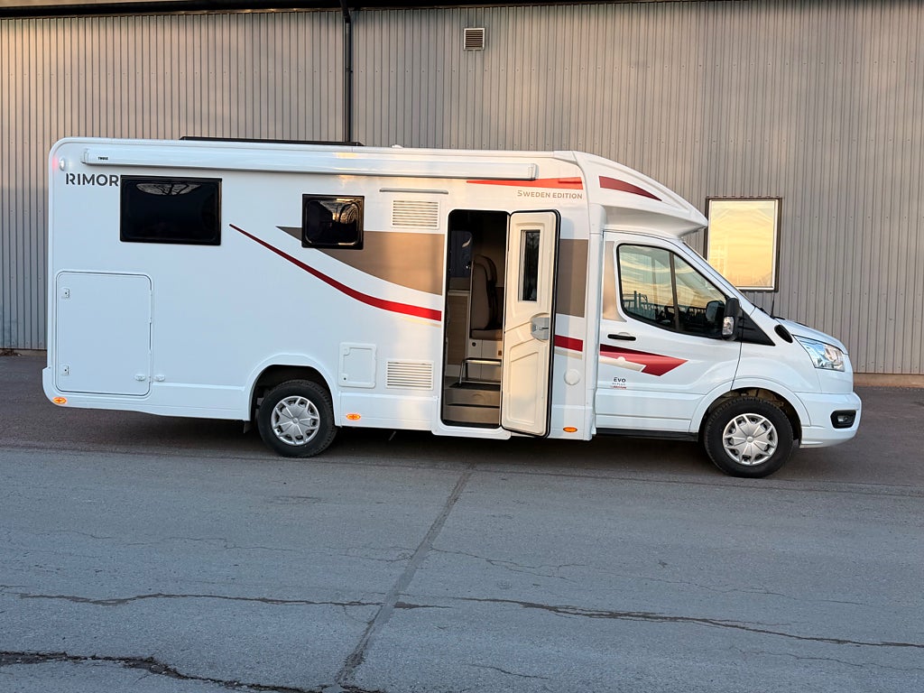 Ford Rimor Sweden edition Evo 95 Plus Långbäddar/Truma Combi 6E