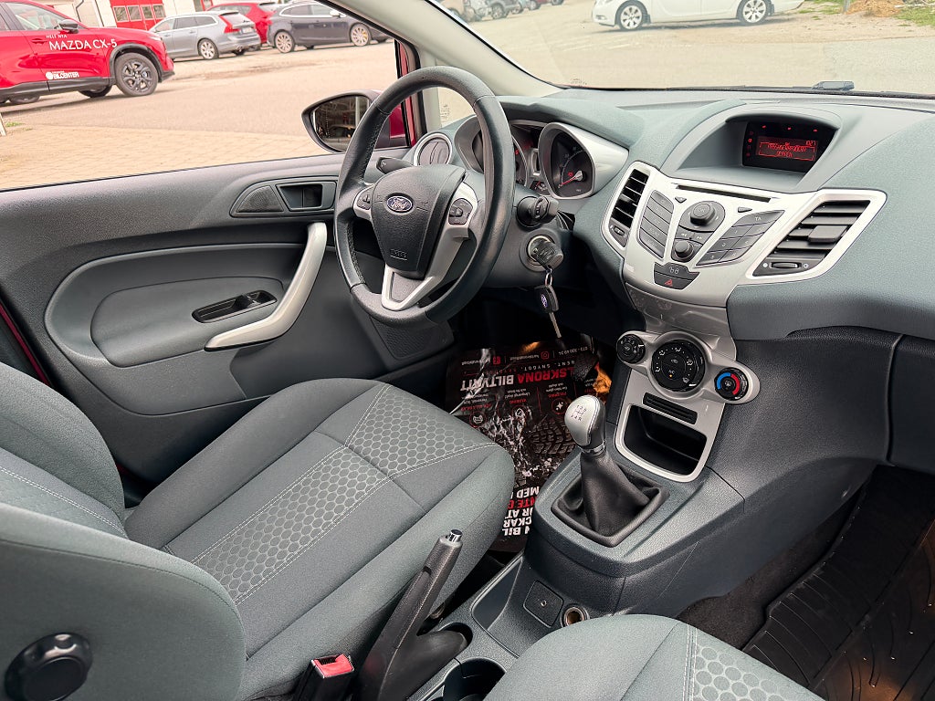 Ford Fiesta 1.25 Titanium 5-dörrar