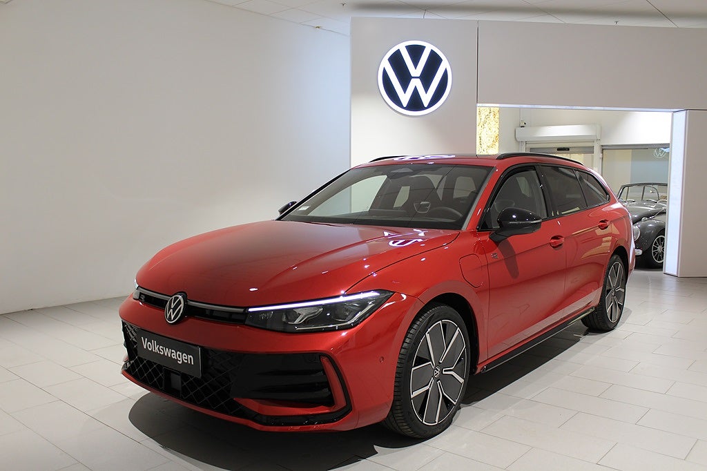 Volkswagen Passat EHYBRID 272 DSG6 R-LINE