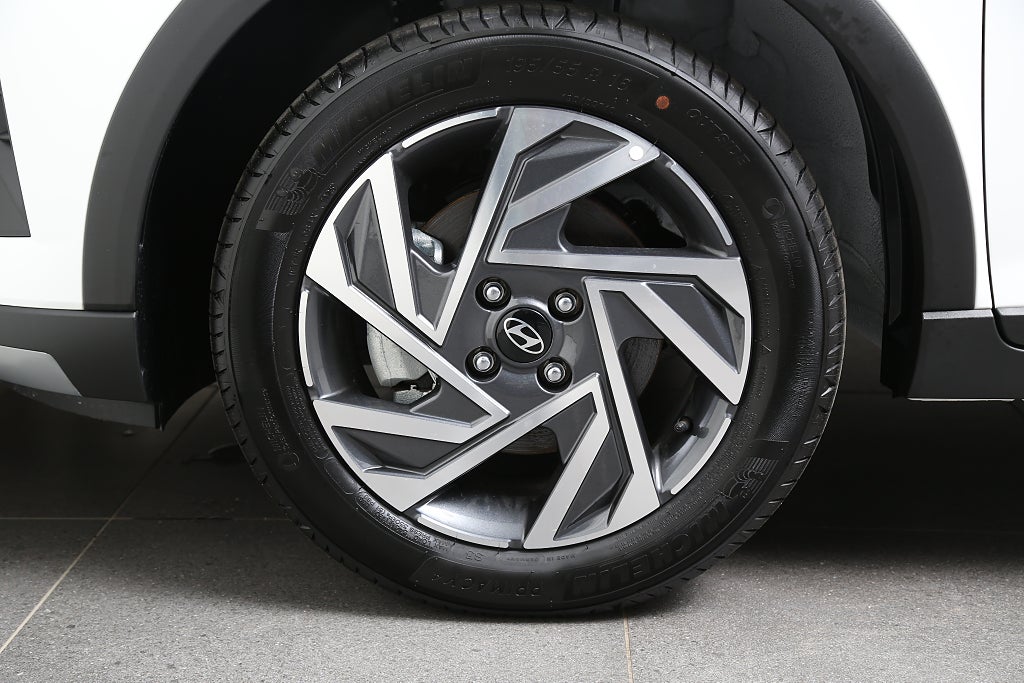 Hyundai Bayon 1.2 MPi Essential Navi - Superkampanj! begränsat antal