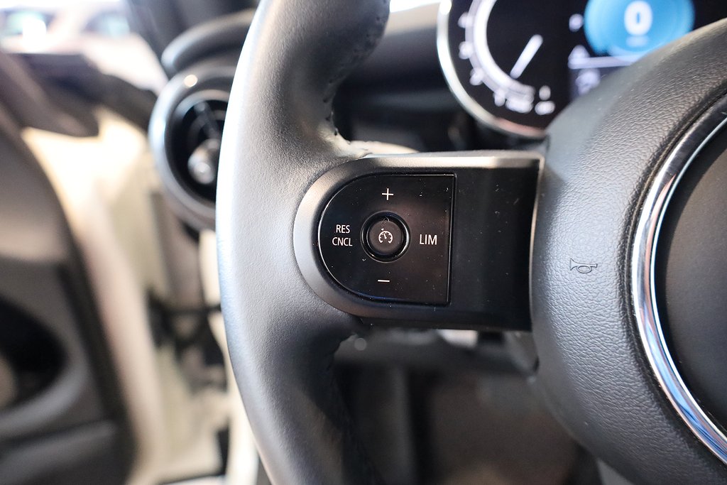 MINI Cooper Convertible 136hk Aut Kamera Leasbar Carplay 2023