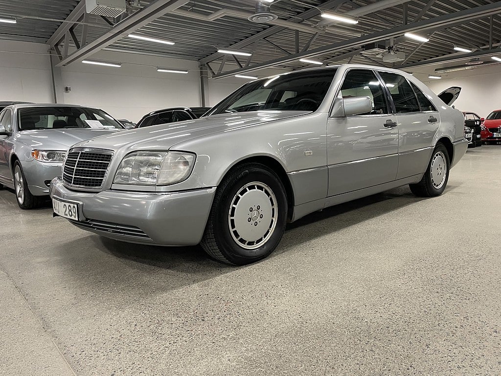 Mercedes-Benz 300 SE
