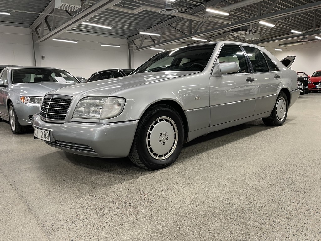 Mercedes-Benz 300
