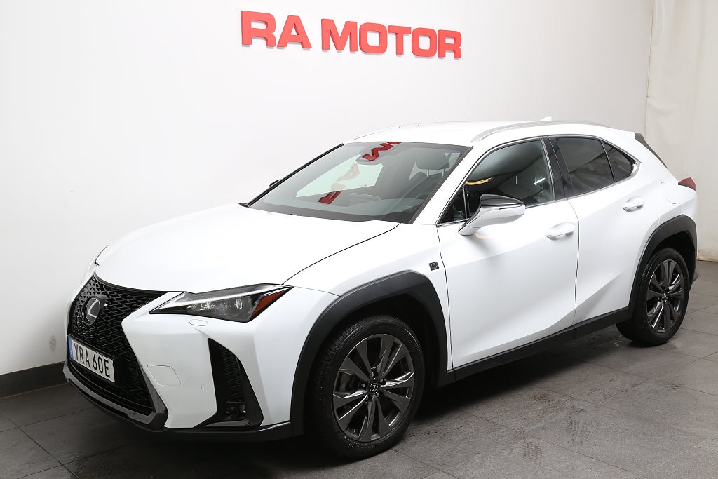 Lexus UX 300h CVT F Sport Design Dragkrok 2024