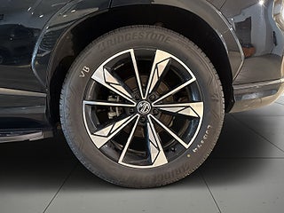 MG HS PHEV Luxury 360° GPS Pvärm Elbaklucka Skinn SoV MOMS – bild 14