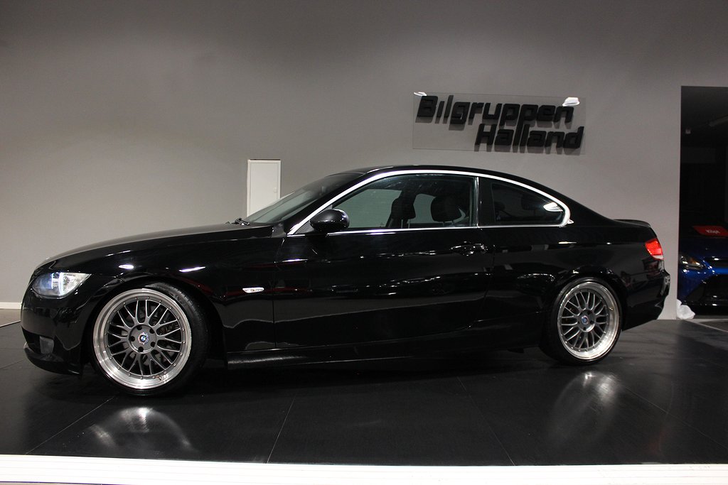 BMW 325 d Coupé Comfort M ratt Drag Pdc Skinn Eibach 19"