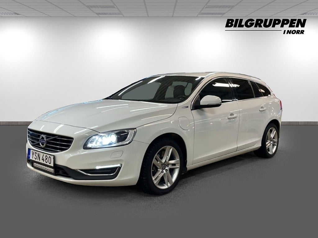 Volvo V60 D5 PHEV AWD Summum Kamrem bytt (V-hjul, Drag, Värmare)
